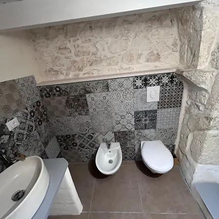 La 13 Apartamento