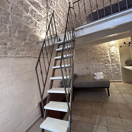 La 13 * Ostuni